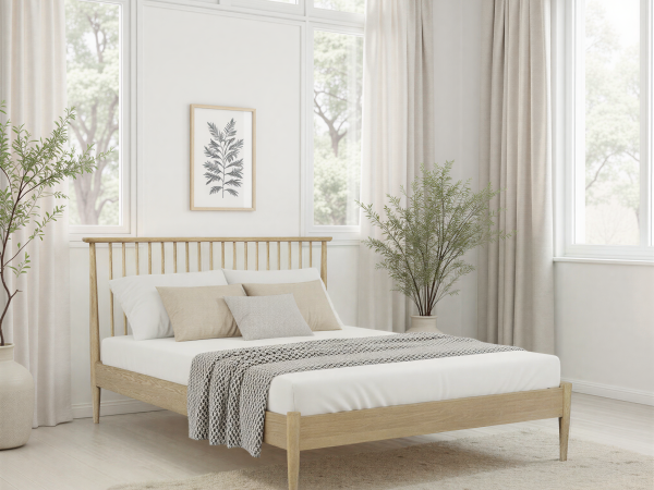 Belton Oak Spindle Bed